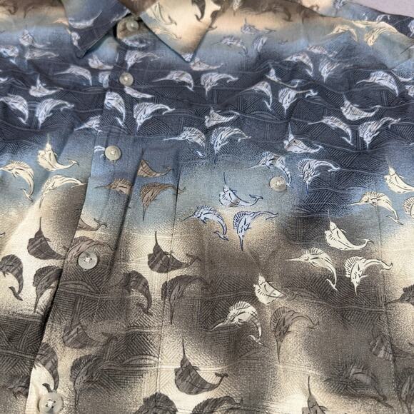 Pierre Cardin Shirt Mens XL Rayon Marlin Fish Print Button Up Vintage Style - Picture 9 of 10